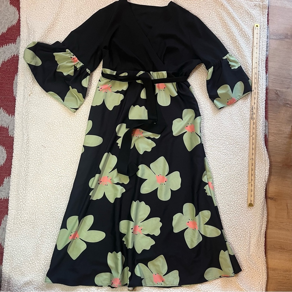 Black maxi dress with green and coral flowers size 3XL by Shein